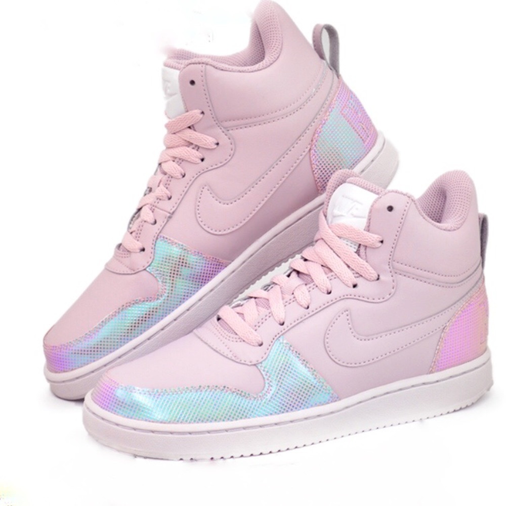 🆕 ⬇️$95Nike Women’s Court Borough Mid Sneakers